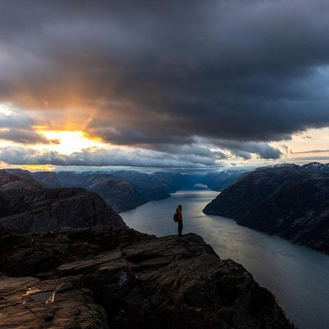Hikers Camp, Part Of Preikestolen Basecamp Hotel Jorpeland Bagian luar foto